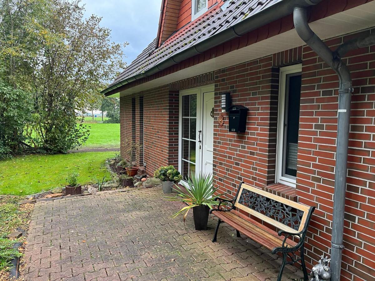 Ferienwohnung Storchennest 25503 Weener المظهر الخارجي الصورة
